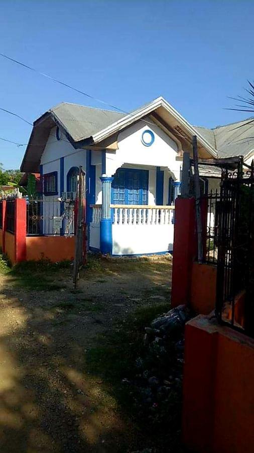 Traditional Filipino Transient House And Huts Near 100 Islands Wharf อลามินอส ภายนอก รูปภาพ